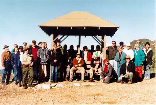 v4n1dawn.jpg (27759 bytes)